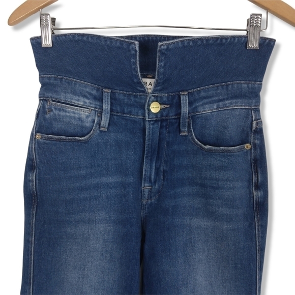 Frame | Le High Straight Jeans - Picture 6 of 11